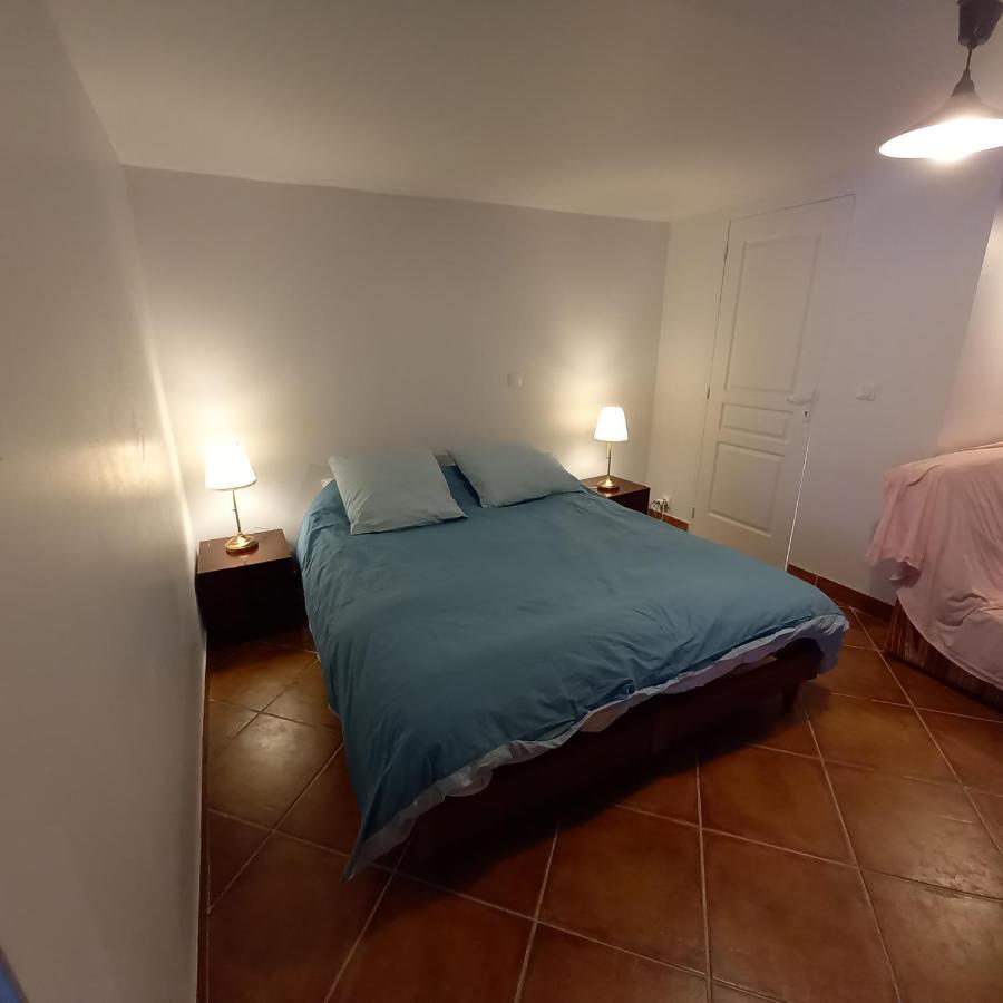 La Petite Campagne Bed & Breakfast Blaru Luaran gambar